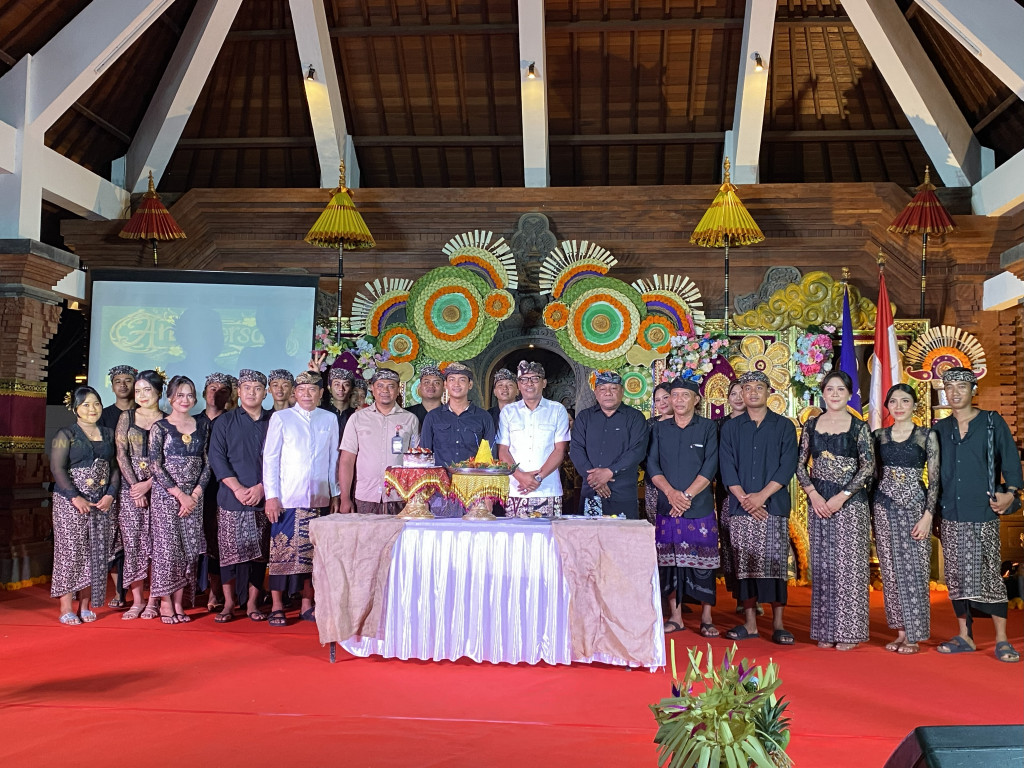 Perbekel Mekar Bhuwana Hadiri HUT ke-35 ST. Tunas Harapan Banjar Tingas